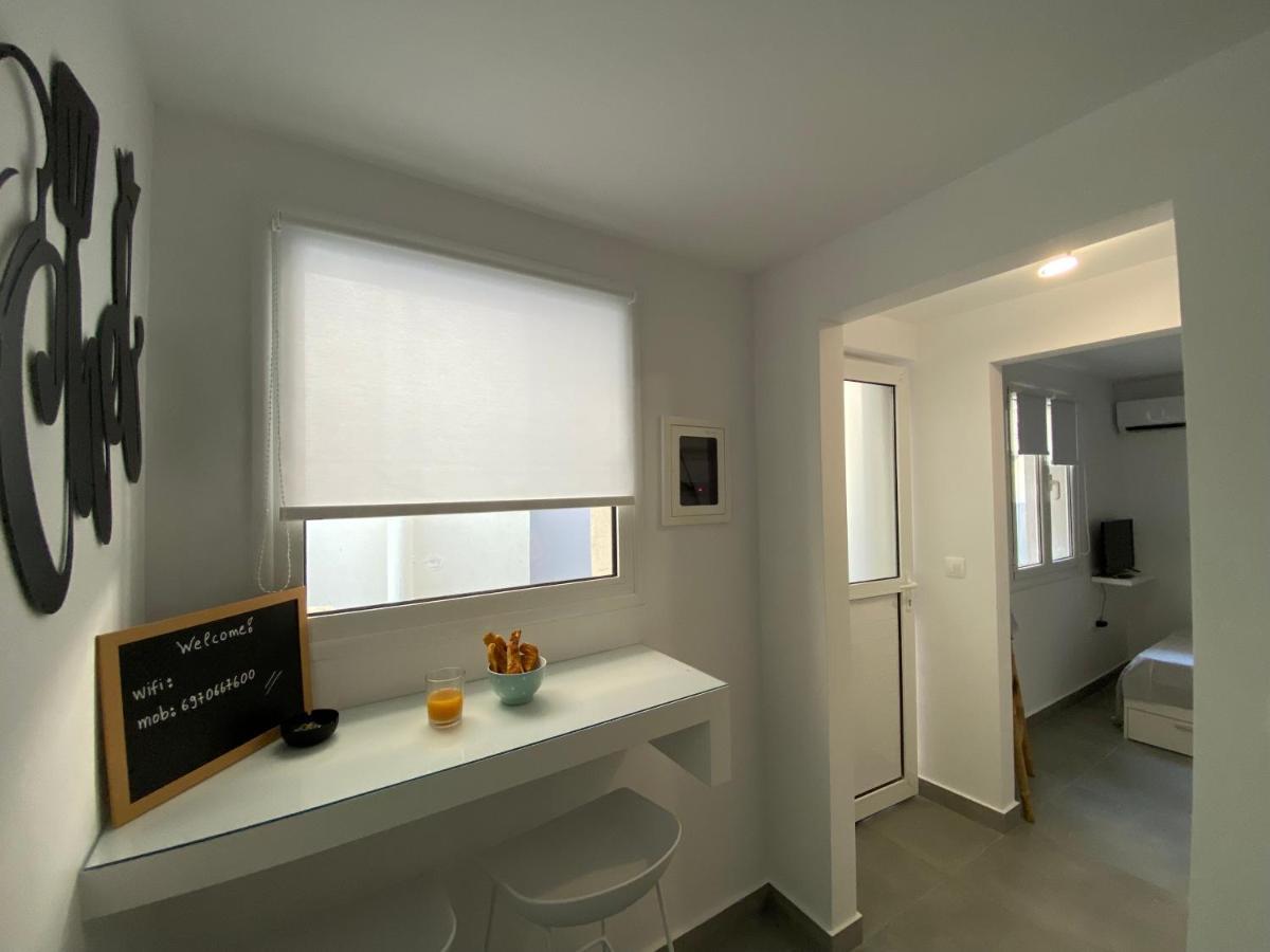 Tiny Little House Apartment Athens
