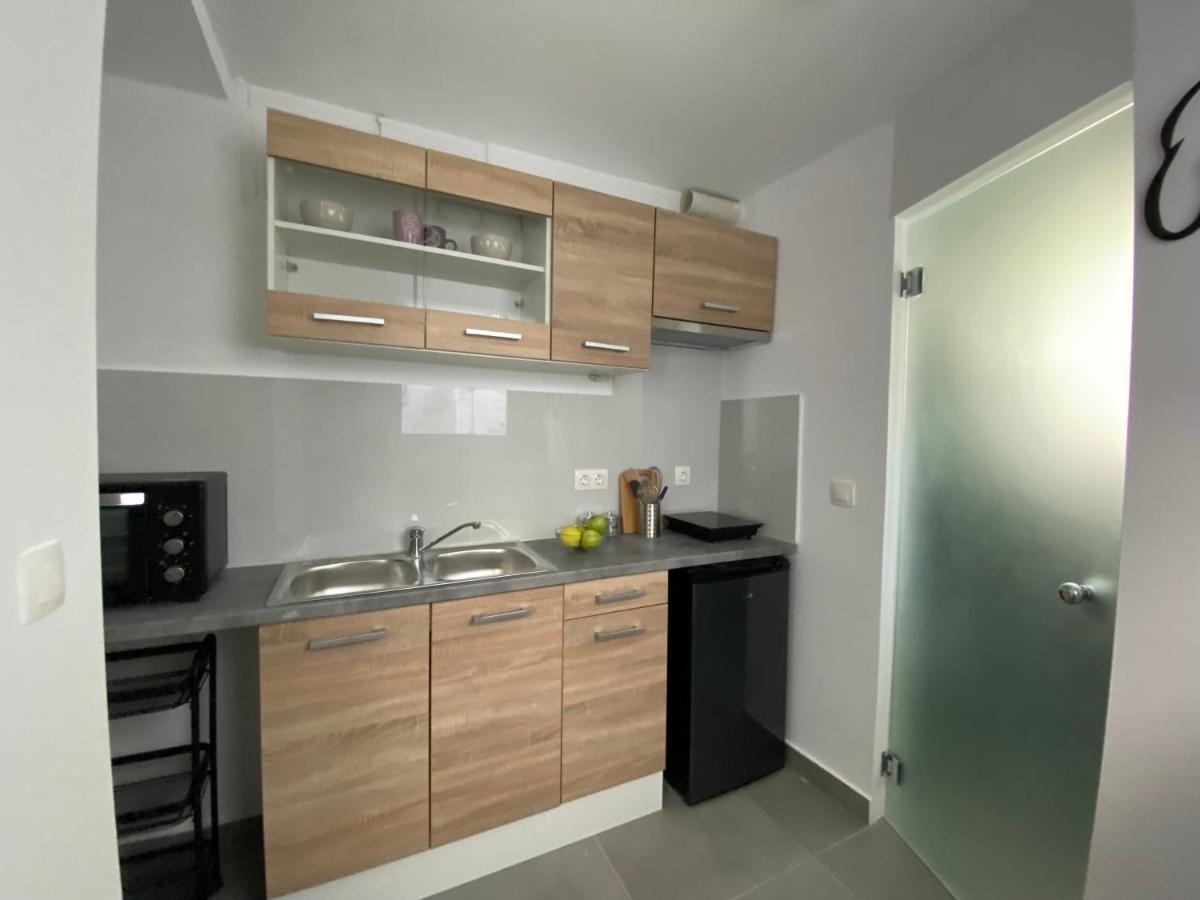 Apartment Tiny Little House Athens